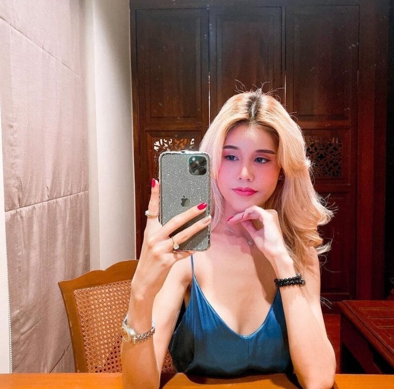 Alice Wonder Trans OnlyFans - @alicewonder56