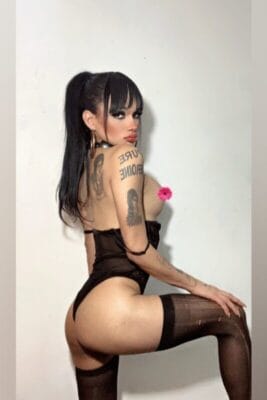 Angela Jade Trans OnlyFans - @angelajadeaguilar
