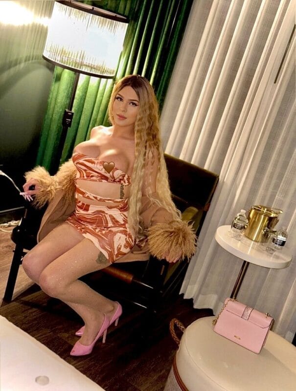 Anna Trans OnlyFans - @annastayfly100