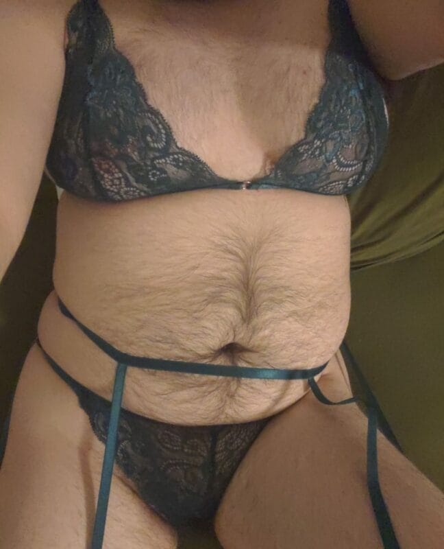 artisticfella Trans OnlyFans - @artisticfella