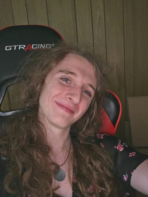 Julia Trans OnlyFans - @anarchistfrogga
