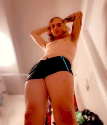 Unhinged Alt Boi Trans OnlyFans - @alt_evan_peters