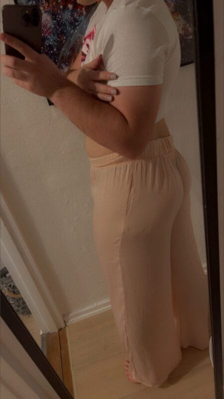 Your Sweet Bedtoy Trans OnlyFans - @bedtimeboi