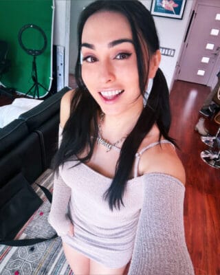 Ember Fiรฉra Trans OnlyFans - @emberfieravip