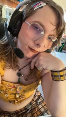 Iris_UwU Trans OnlyFans - @iris-is-uwu