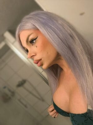 IrisSweet Trans OnlyFans - @irisweet