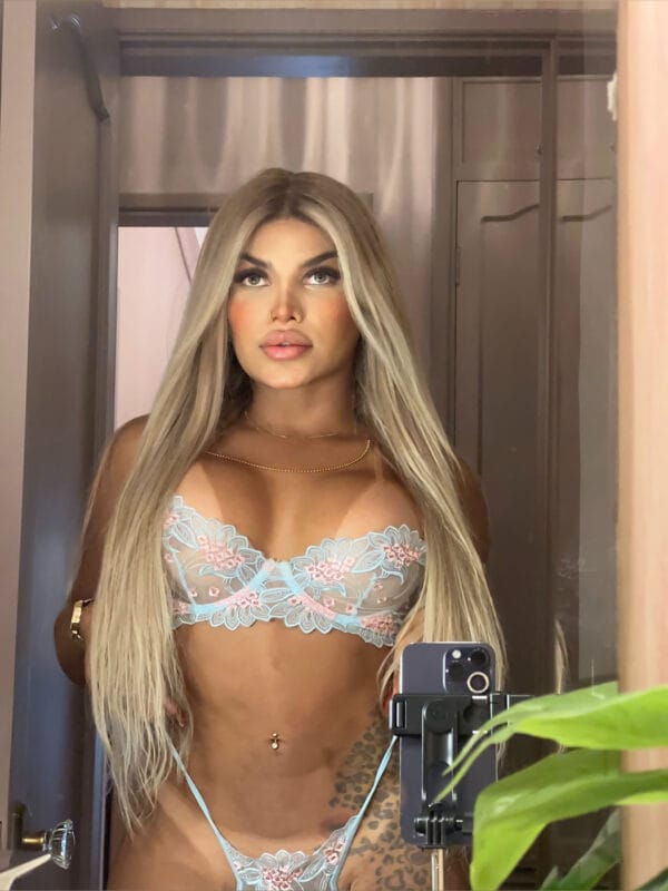 Sara Lopez Trans OnlyFans - @kittyhotts