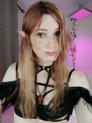 Ellie Bow Trans OnlyFans - @lbow3