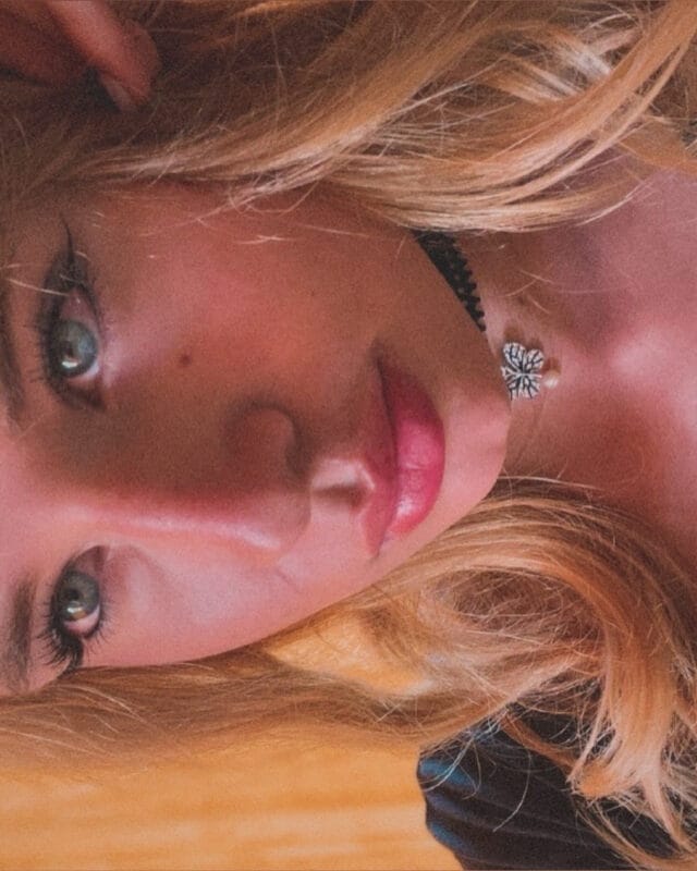Mia Trans OnlyFans - @miabeckham