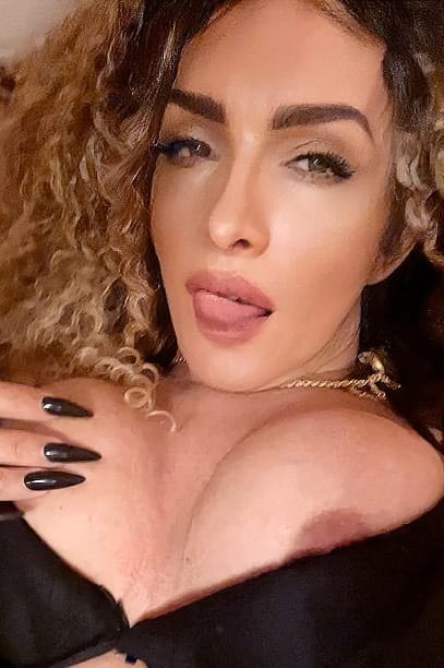 Nadia Girardi Trans OnlyFans - @nadiagrey1970