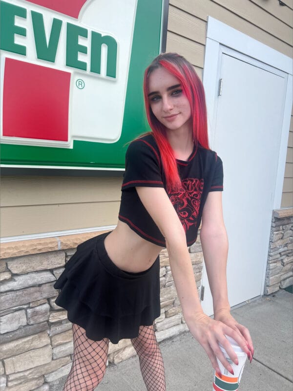 Lizzie | 9 inches..! Trans OnlyFans - @shylizziets