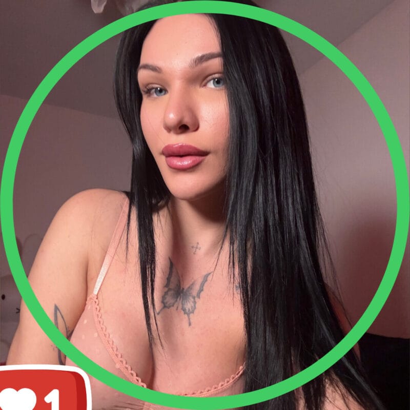 Bella Goth TS Trans OnlyFans - @tgothgirl