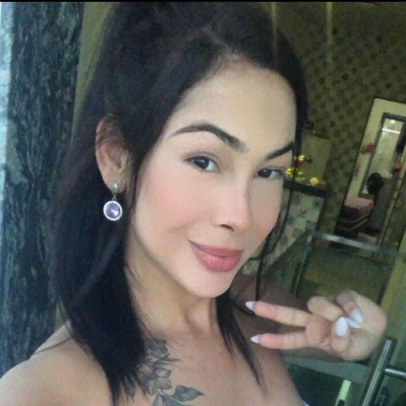NipoLari Trans OnlyFans - @tscutelari
