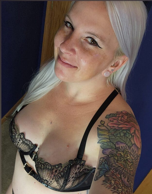 thesexyvee Trans OnlyFans - @thesexyvee