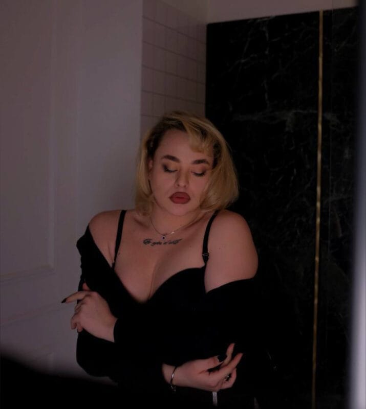 BlondFox_TS #1 PLUS SIZE TRANS MODEL Trans OnlyFans - @vlada.ts