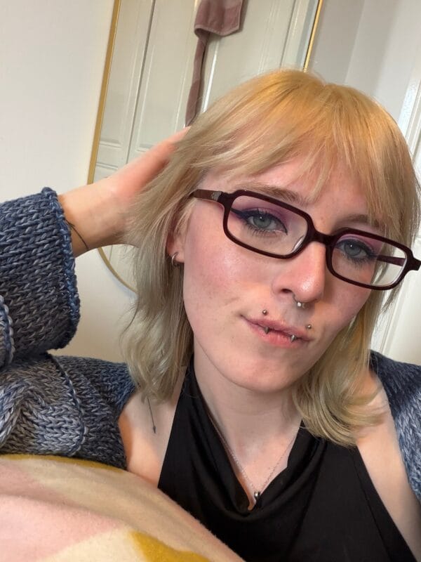 Violet Trans OnlyFans - @violet_flowers